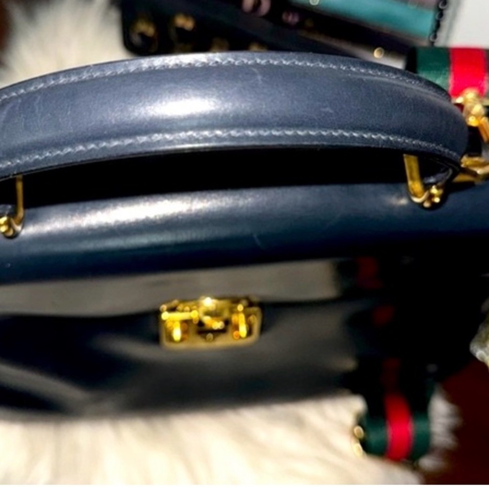 Gucci Parisian Trending Vintage Black Leather Crossbody Satchel Bag - Picture 5 of 15